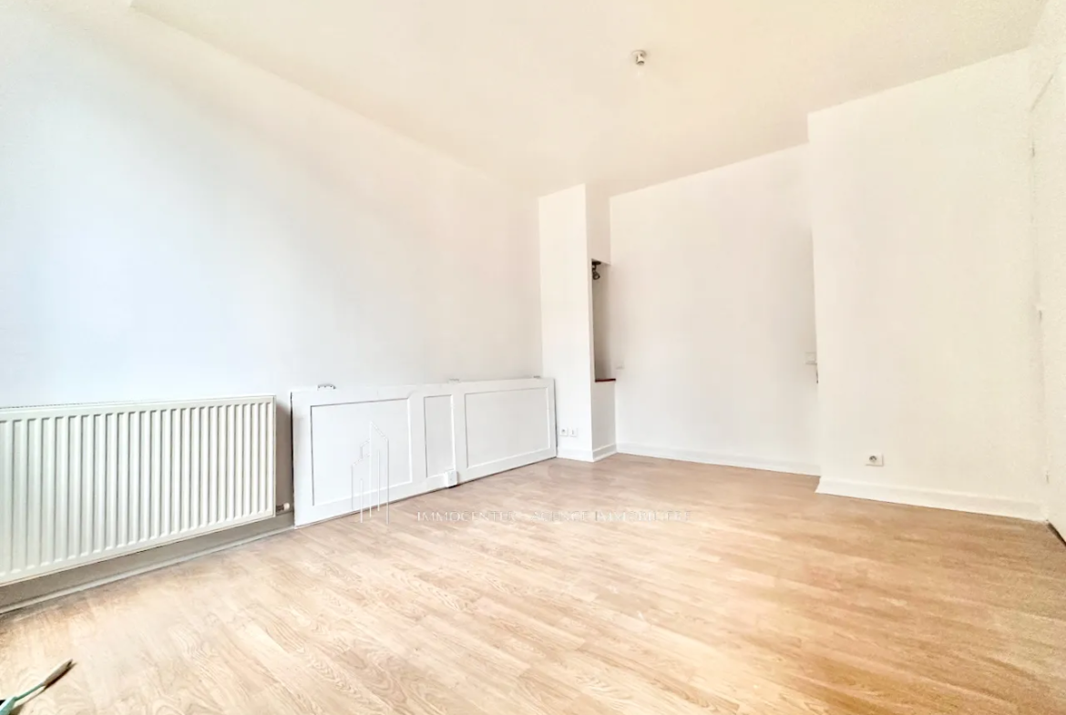 Appartement T2 à vendre au centre de Saint-Vallier (26) à 85 000 € 