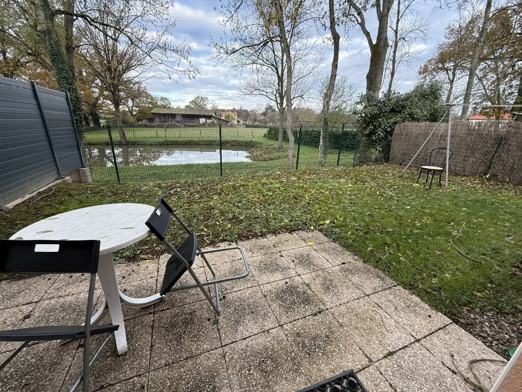 Maison rénovée de 80 m² à vendre à Vendat 