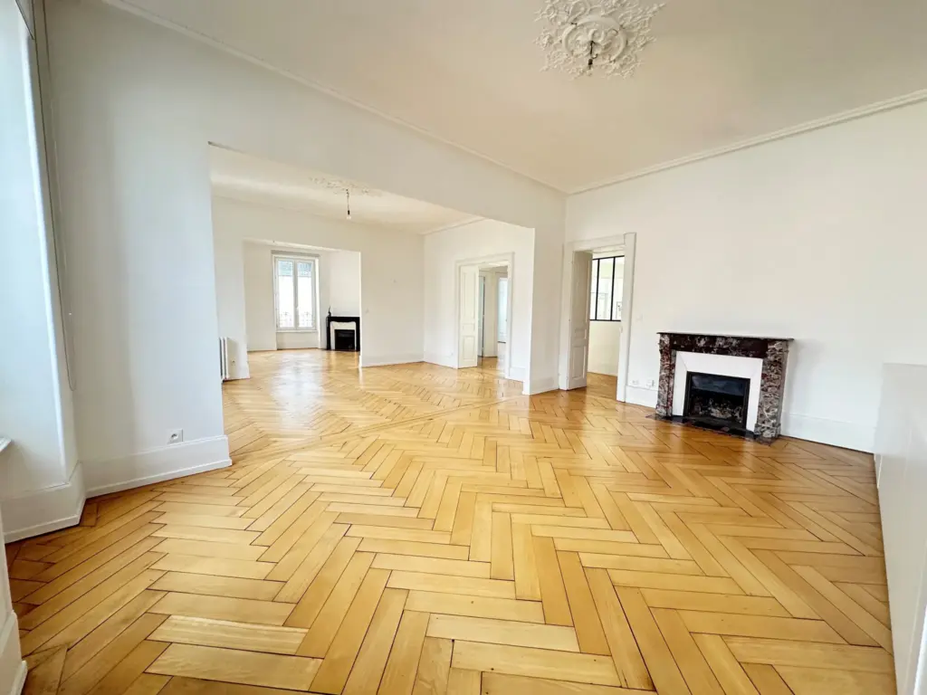 À vendre : Appartement haussmannien 151 m² à Belfort