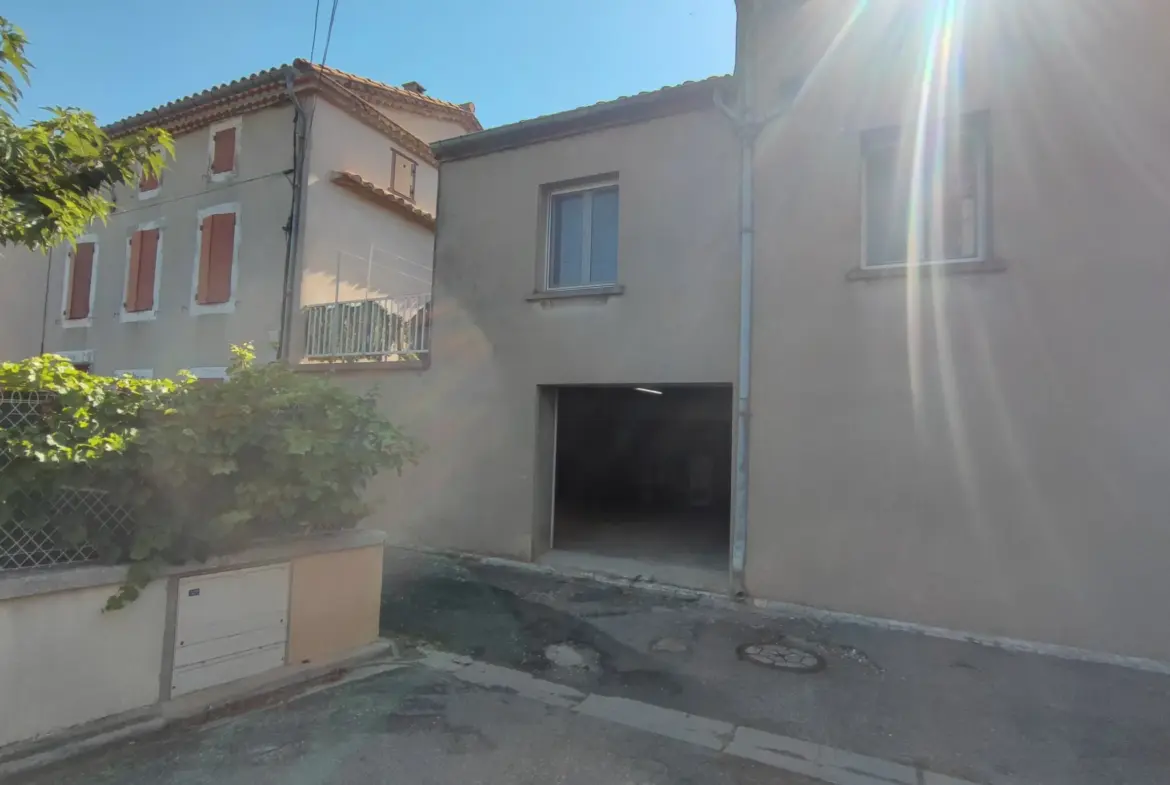 Maison familiale avec garage à Rieux Minervois 