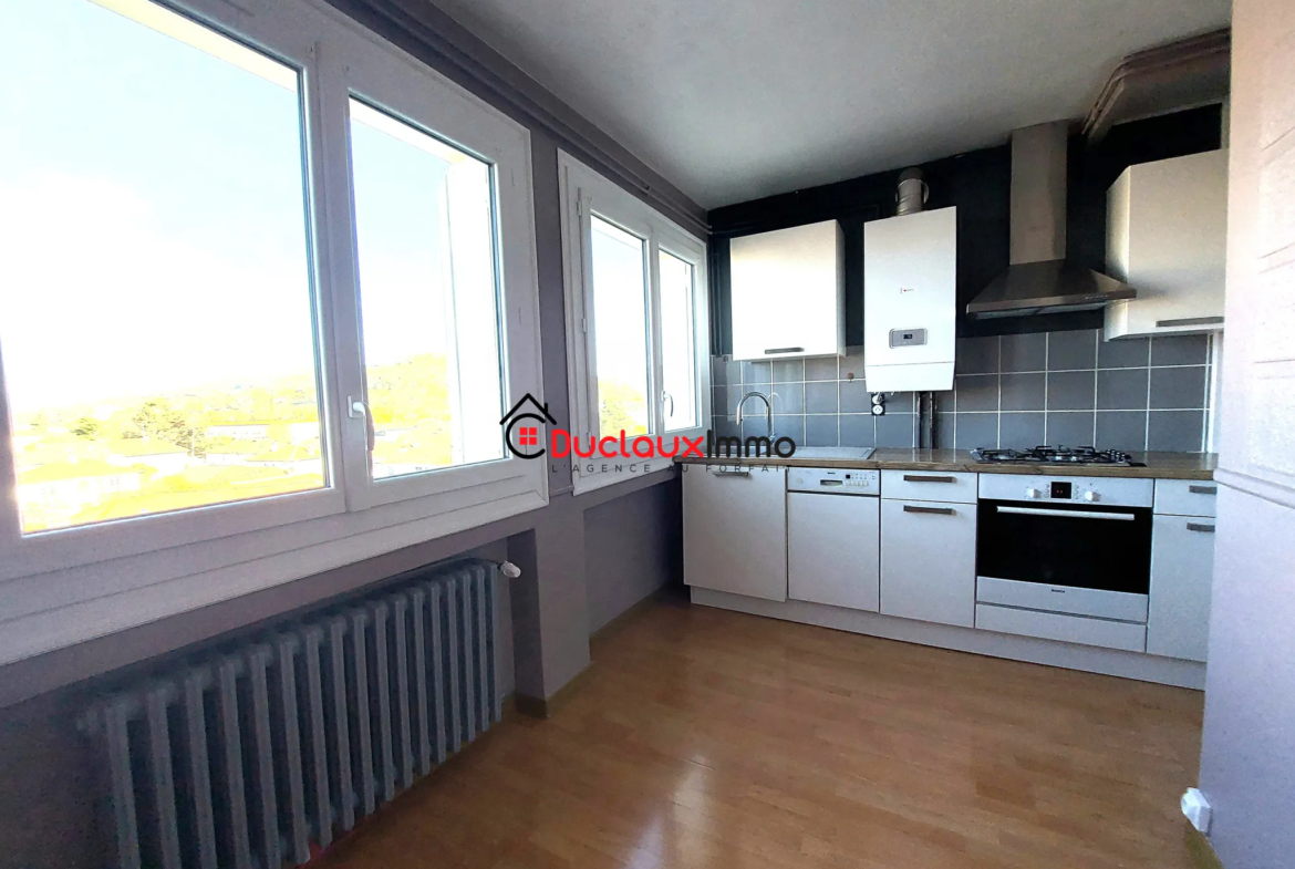 À vendre : Appartement T4 lumineux à Aurillac 