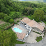 Maison avec jardin, piscine et dépendance à Limoux