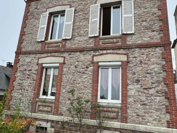 Maison en pierre à vendre à Paimpol - 123 m² - 6 chambres