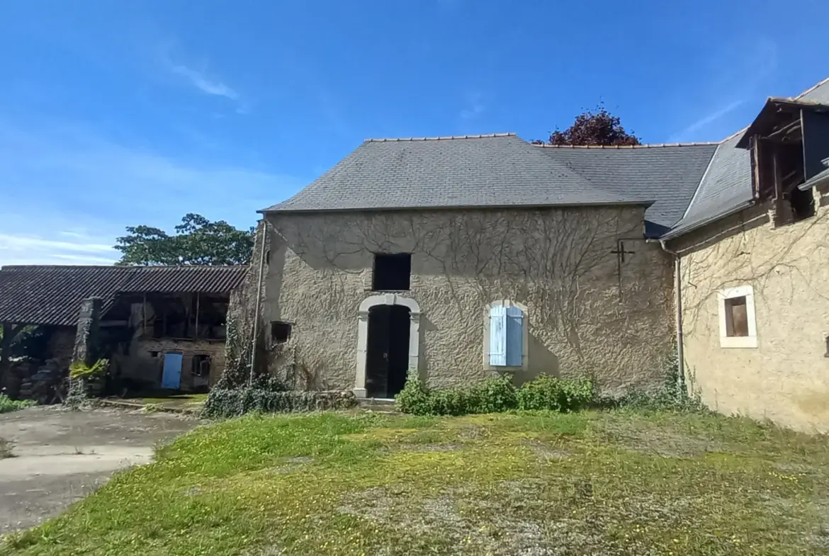 Belle Maison avec Dépendances à Ponson-Dessus 