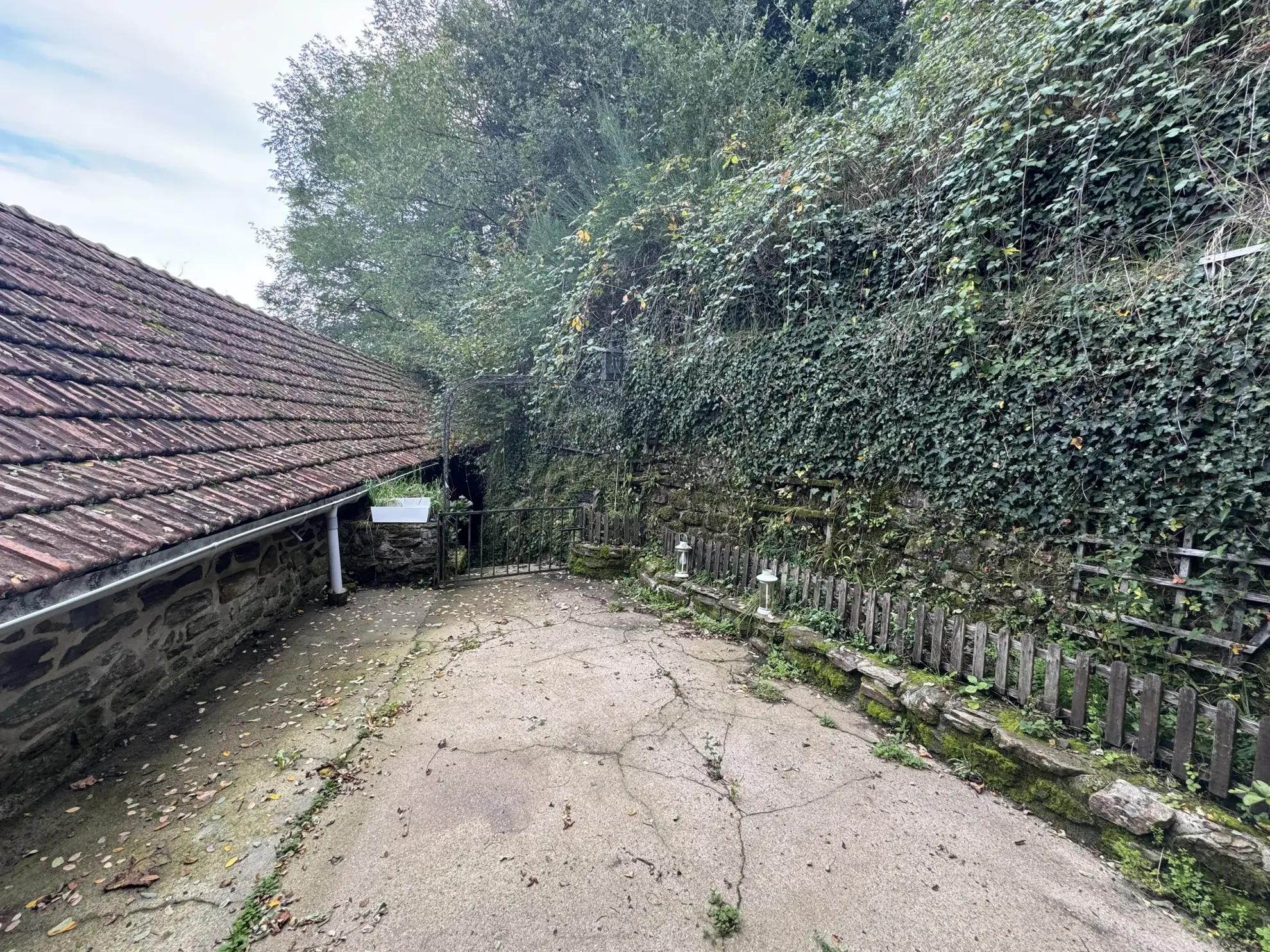 Maison à Uzerche en Corrèze avec fort potentiel 