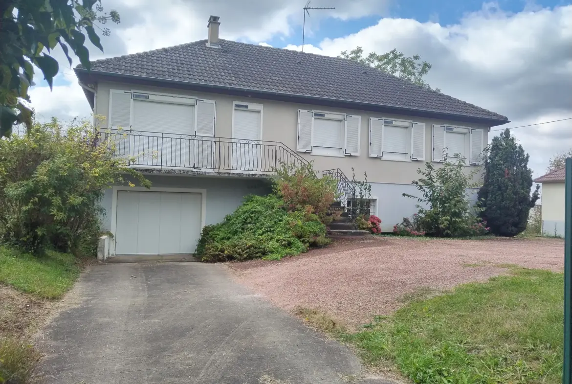 À vendre : beau pavillon avec piscine à La Charité-Sur-Loire 