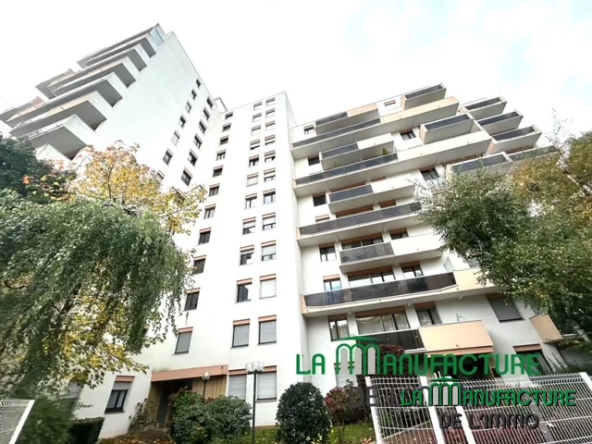 Studio Meublé RDC sur Parc Privatif à Saint-Étienne (42100)