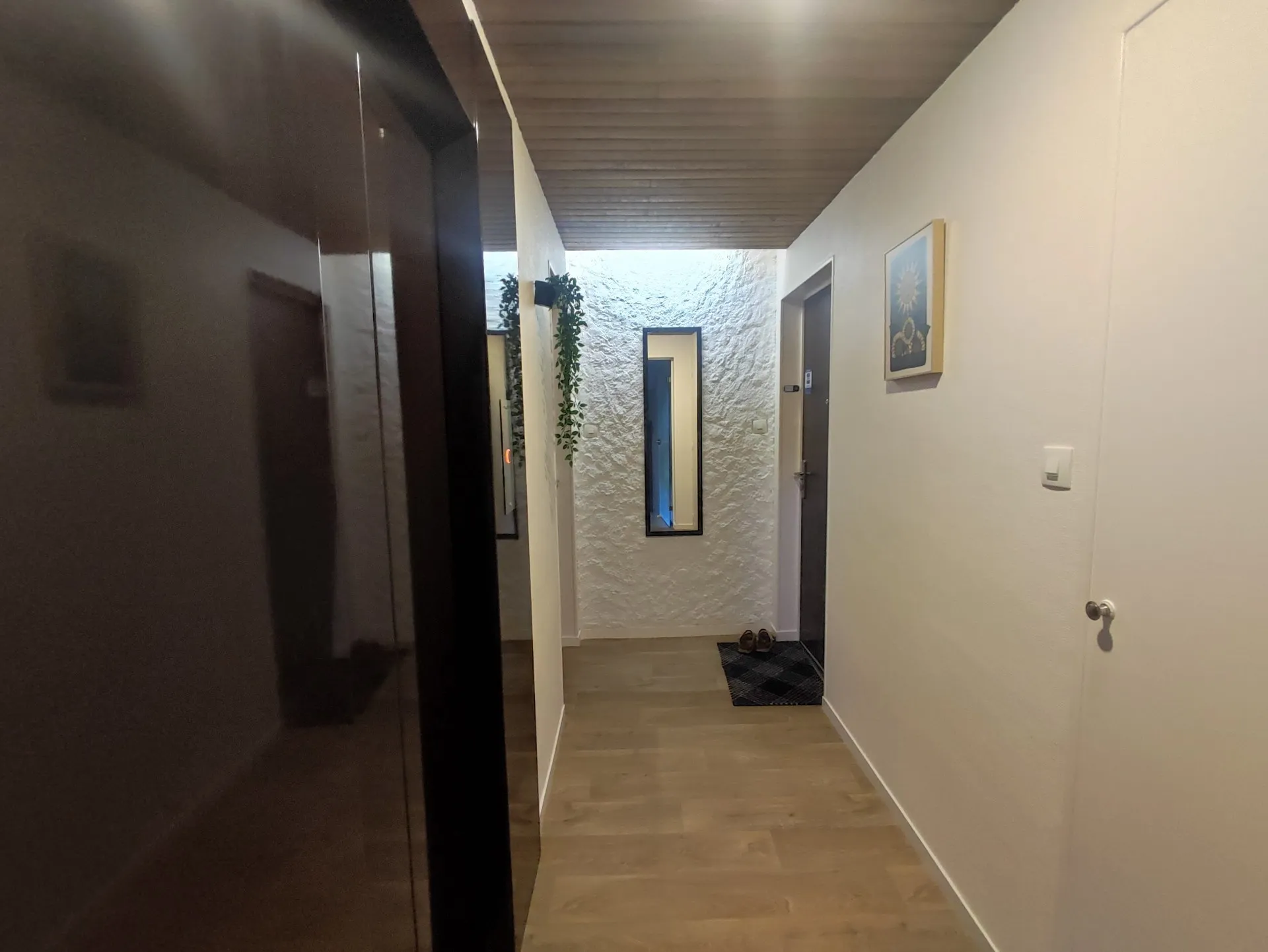 Appartement Rénové à Nevers avec Balcon et Ascenseur 