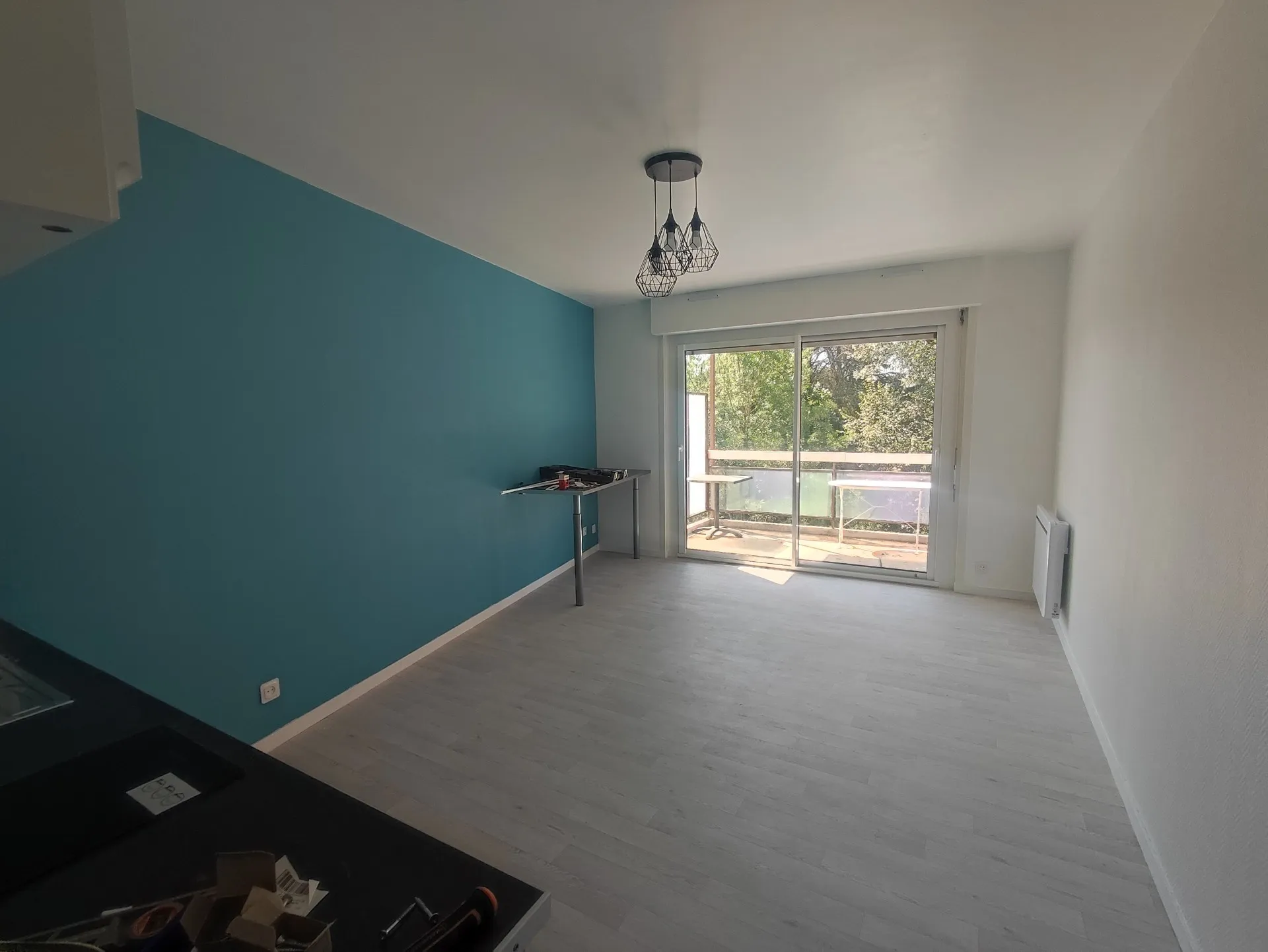 Appartement Rénové à Nevers avec Balcon et Ascenseur 