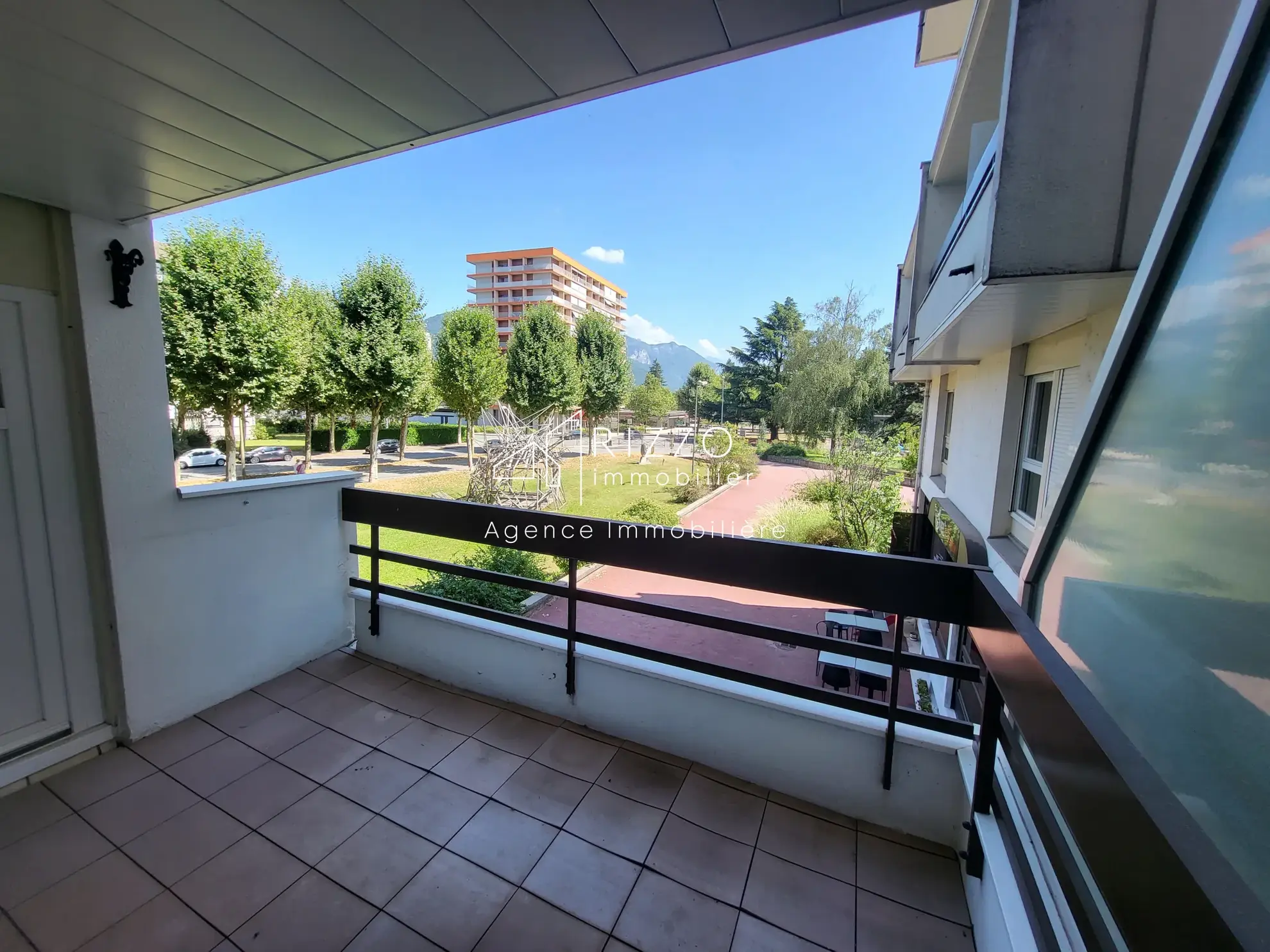 Appartement T4 lumineux avec terrasse à Annecy 