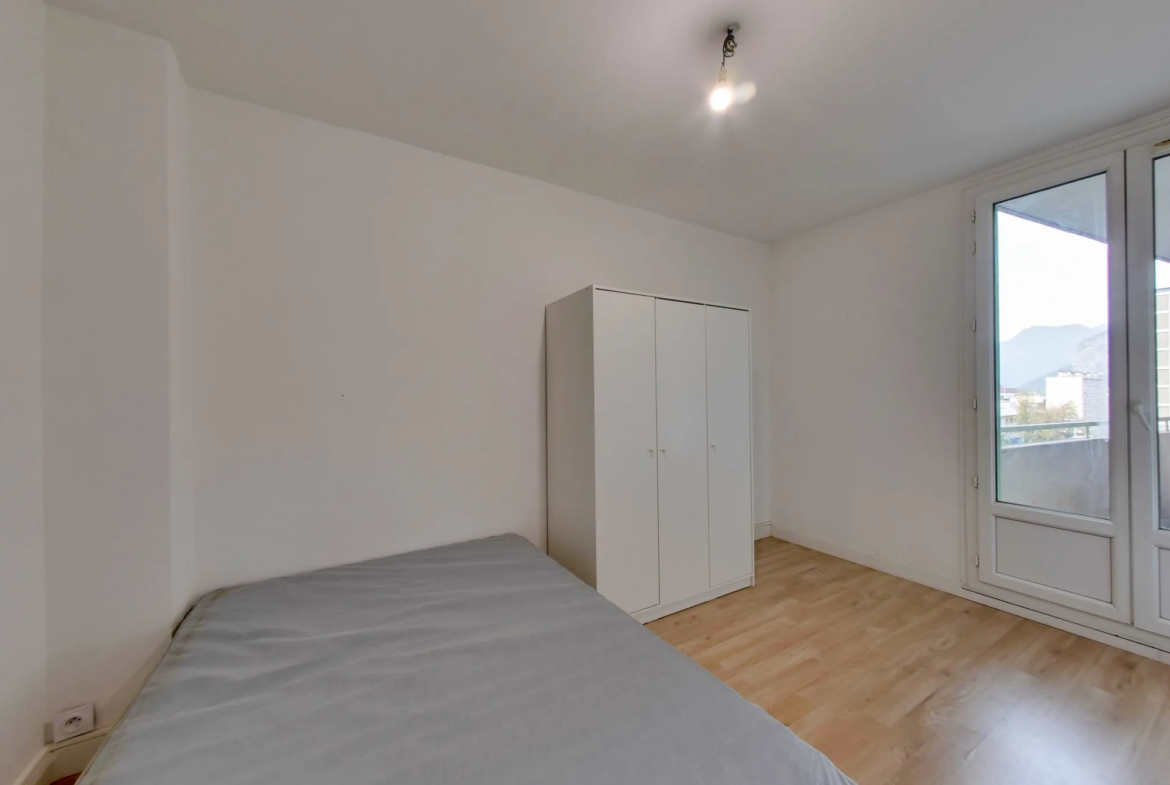 À vendre : Appartement 4 pièces et cuisine à Grenoble 