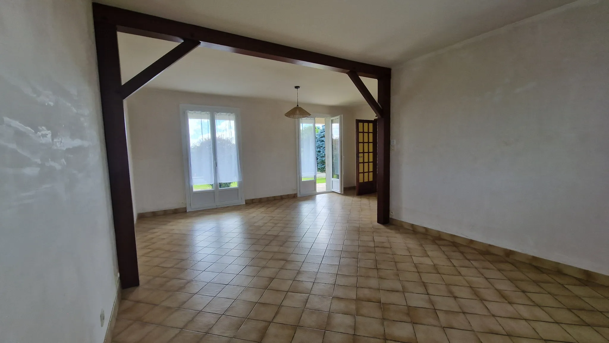 Maison rénovée à vendre à Lubersac - 198 000 € 