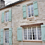 Maison de Village en Pierre de 113m² à Vianne avec Cour