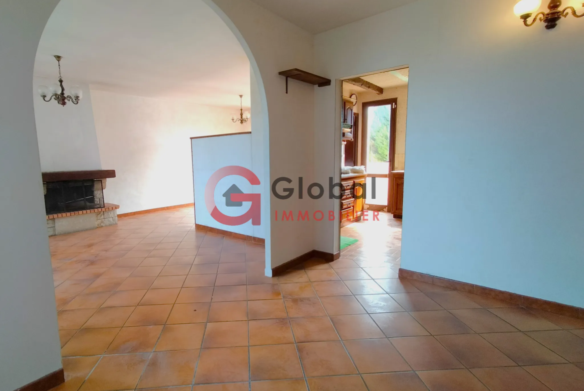 À vendre : Maison familiale 6 chambres à Barcelonne du Gers 