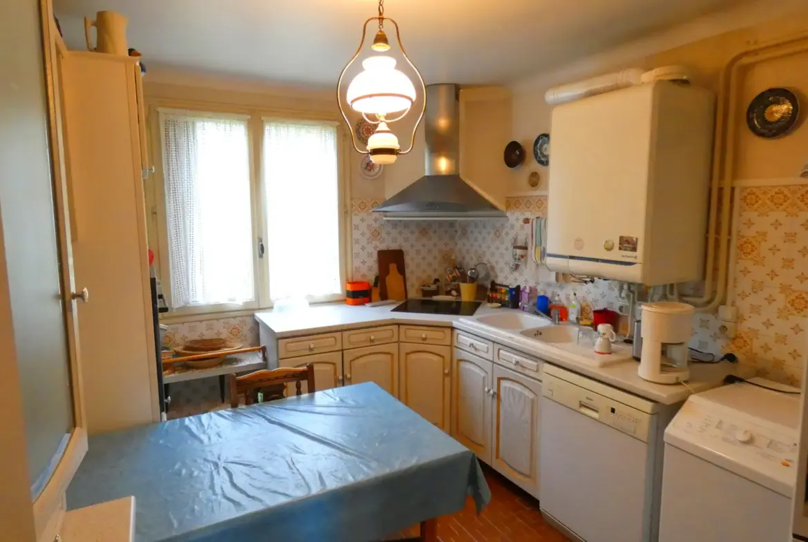 Appartement T4 avec balcon et garage à Aurillac 