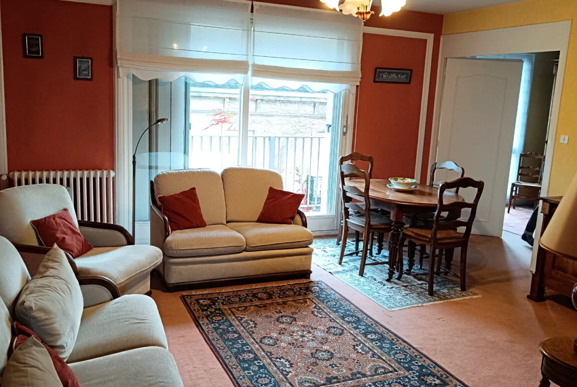 À vendre : Appartement en centre-ville d'Autun à 73.000 euros 