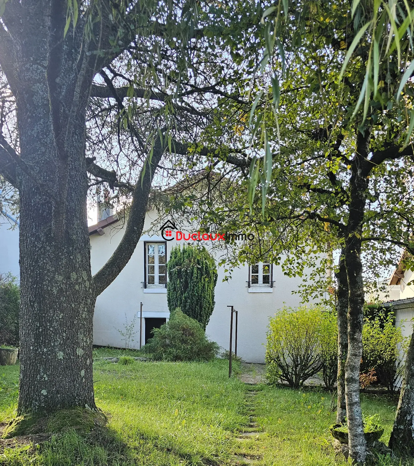 Maison traditionnelle bien entretenue à AURILLAC, quartier du Stade 