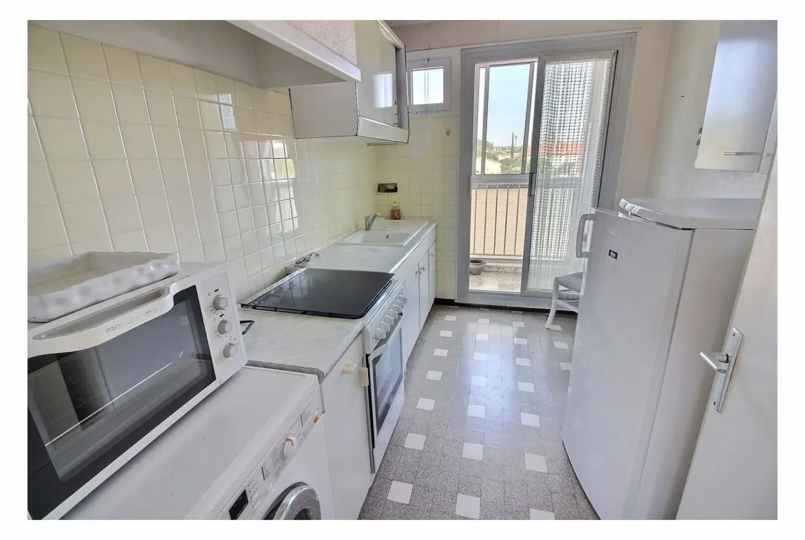 À vendre : Appartement lumineux de 3 pièces à Gardanne avec garage et cave 