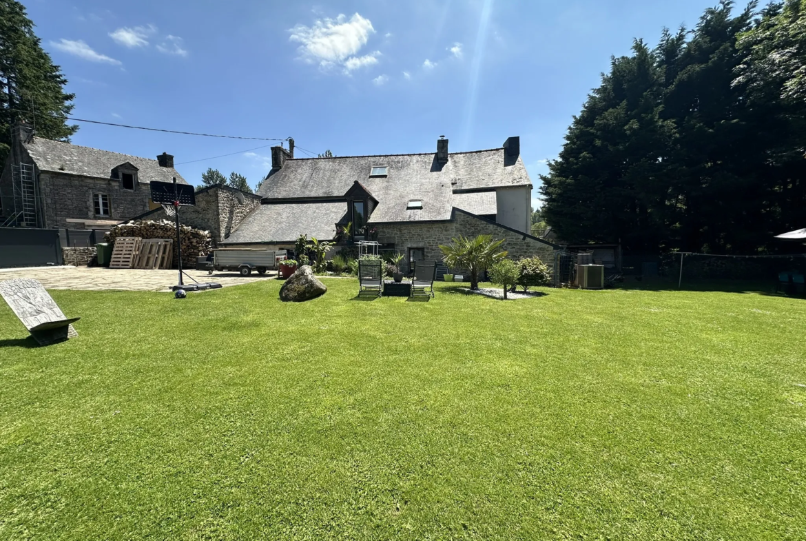 Maison de village rénovée à vendre près de Baud 