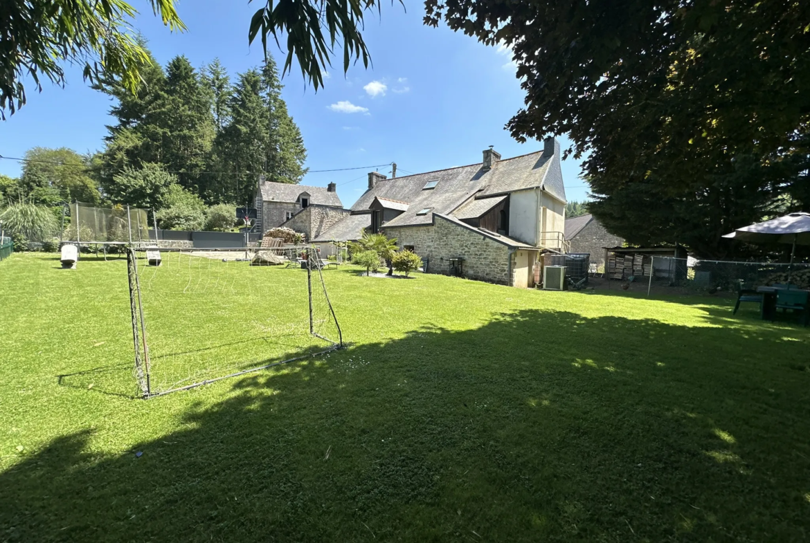 Maison de village rénovée à vendre près de Baud 