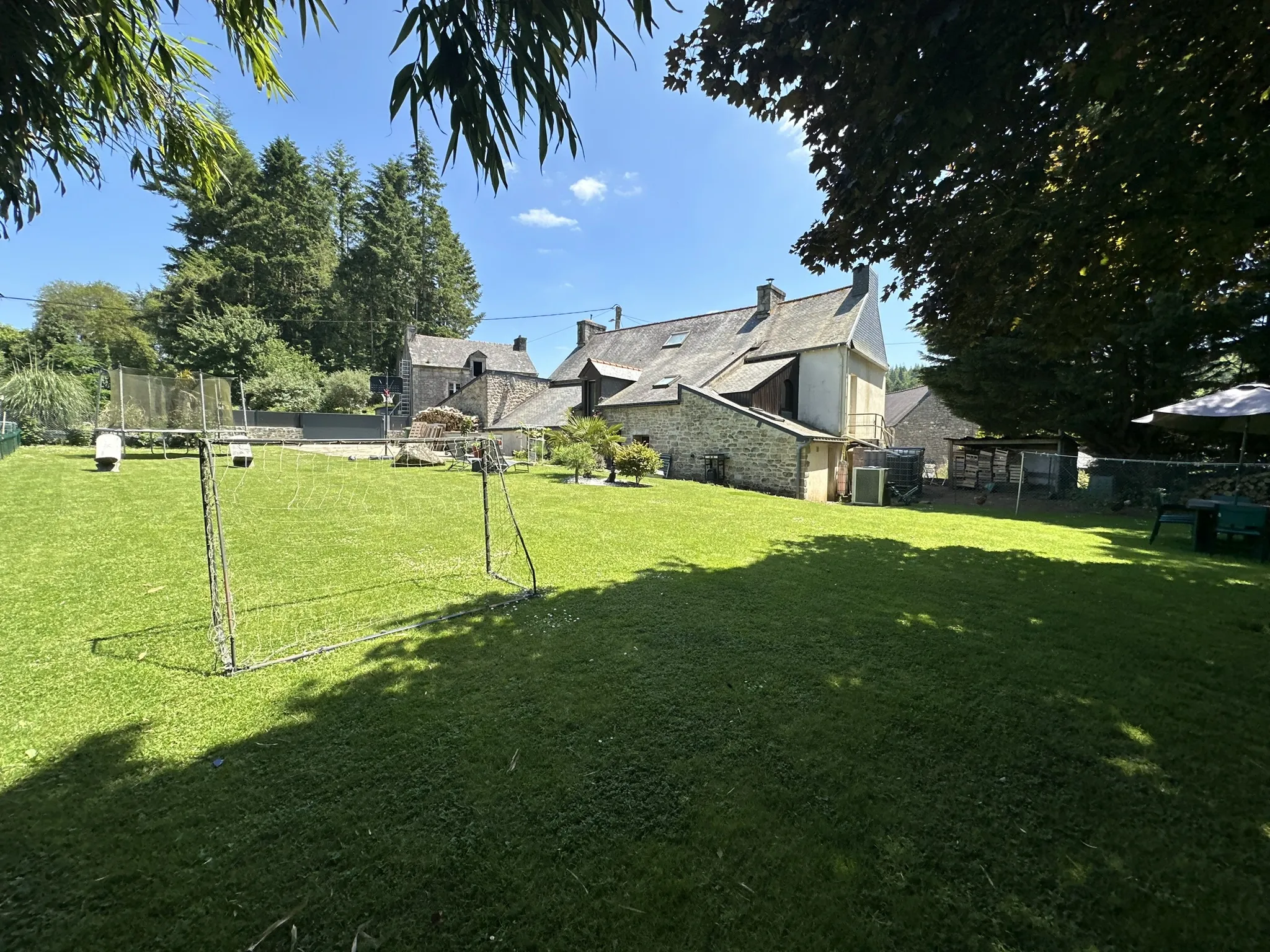 Maison de village rénovée à vendre près de Baud 