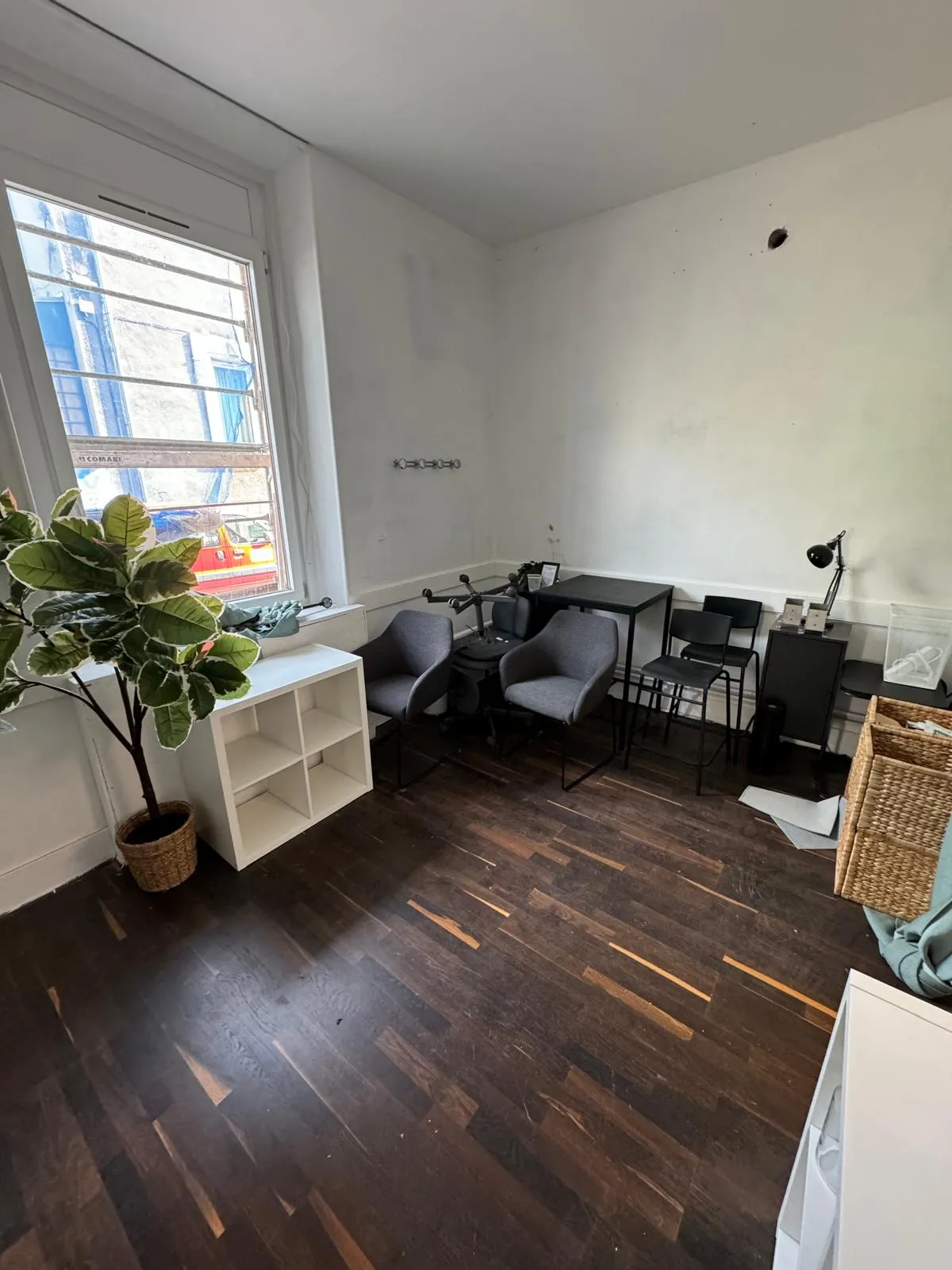 Local commercial à Grenoble - 60 m² avec possibilité d'appartement 