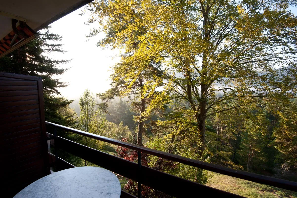 Appartement lumineux avec terrasse plein sud à Andon 