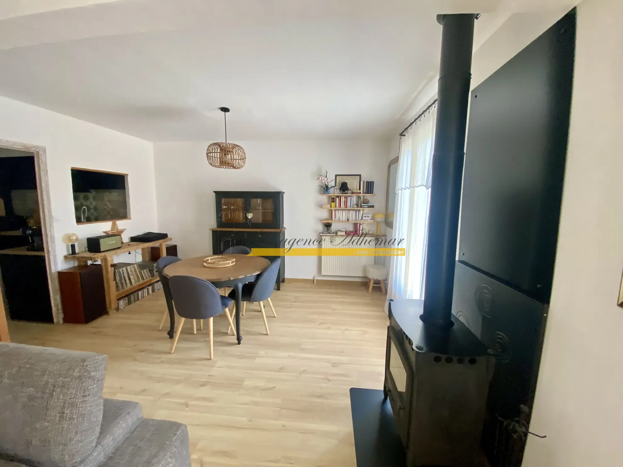 À vendre maison de 93 m² avec piscine à Montélimar 