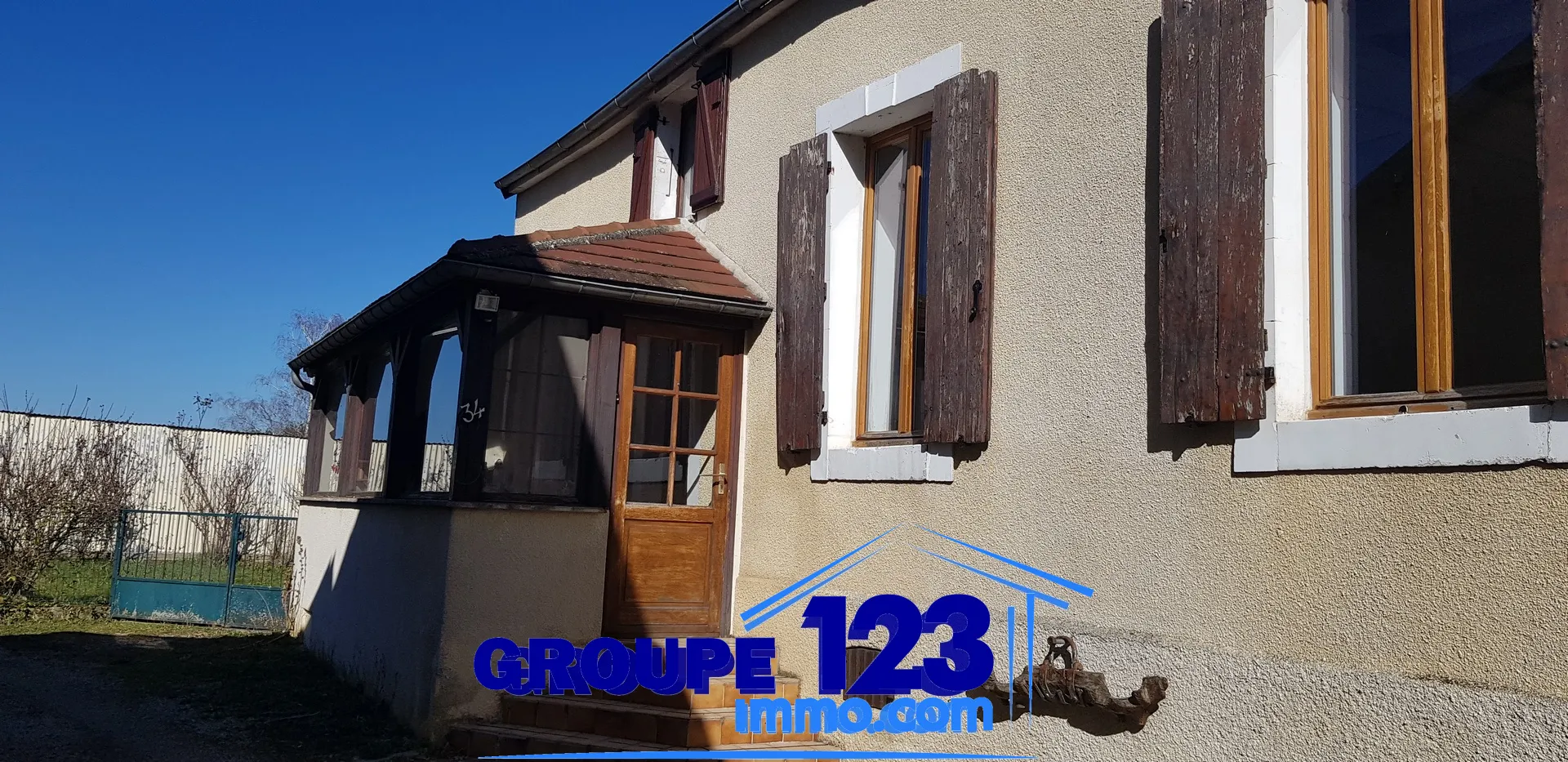 Maison spacieuse à vendre à 8 km d'Auxerre 