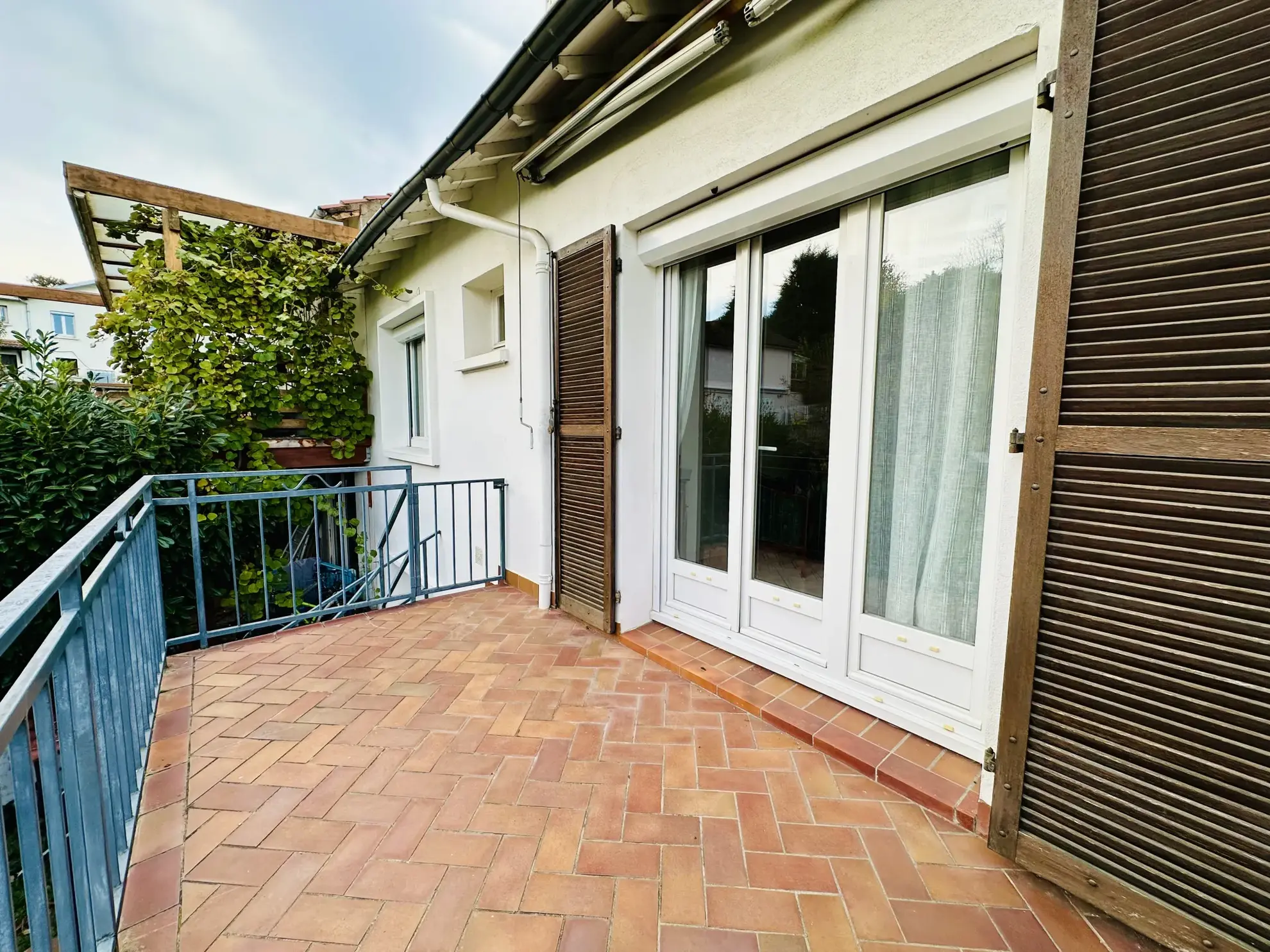 Maison à vendre à Beaumont - 105 m² sur terrain arboré 