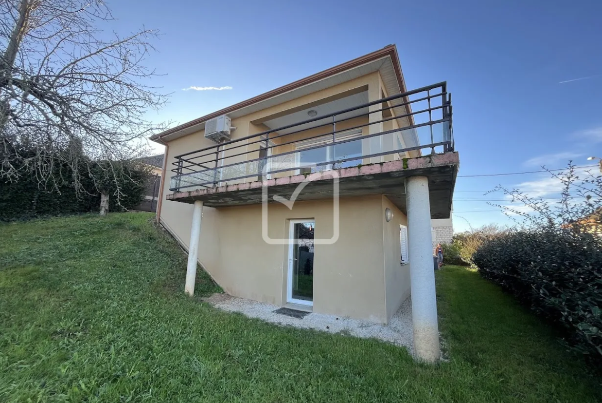 Maison lumineuse à vendre à Brive avec vue imprenable 