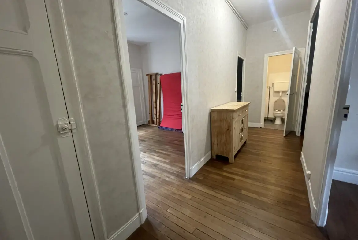 À vendre : Appartement T3 lumineux à Vichy, garage inclus 