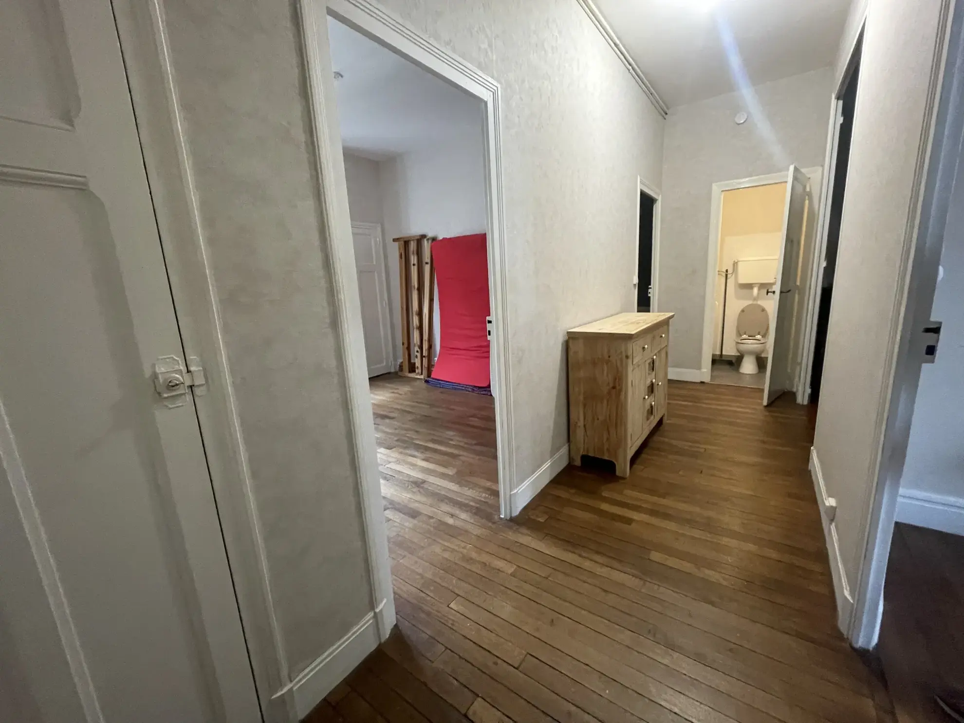 À vendre : Appartement T3 lumineux à Vichy, garage inclus 