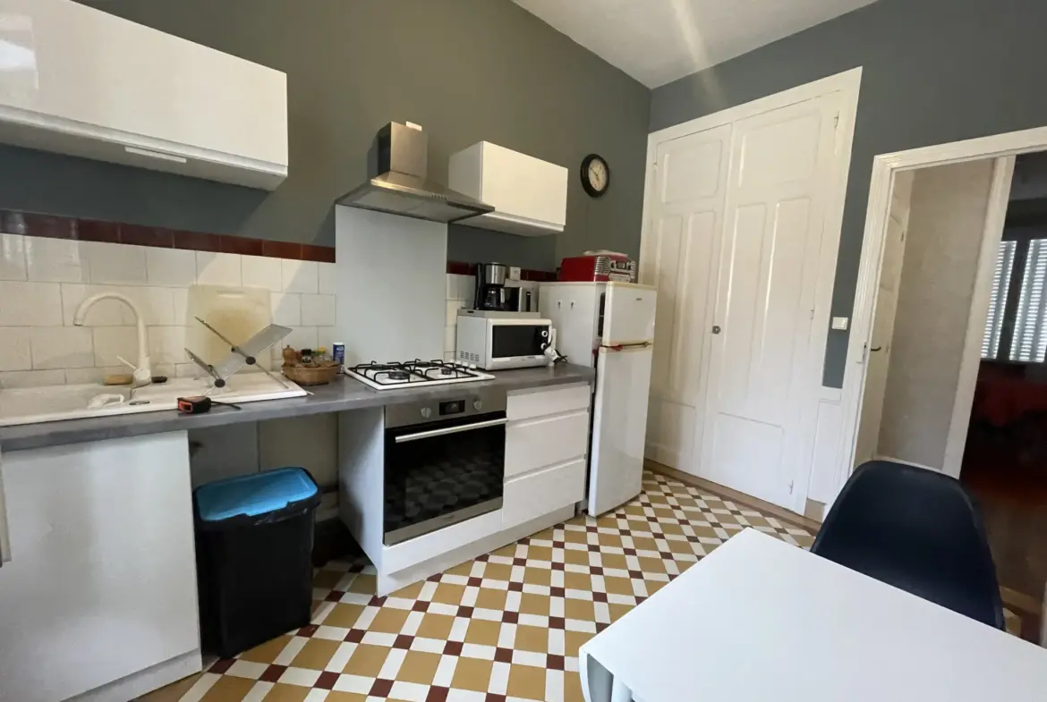 À vendre : Appartement T3 lumineux à Vichy, garage inclus 