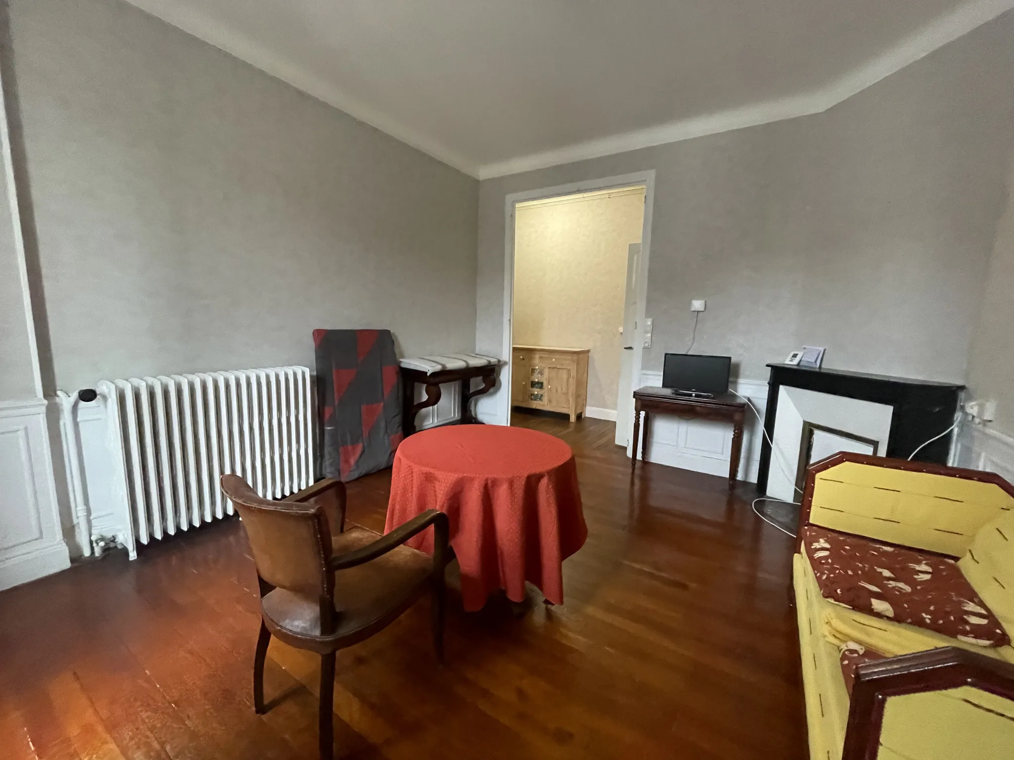 À vendre : Appartement T3 lumineux à Vichy, garage inclus 