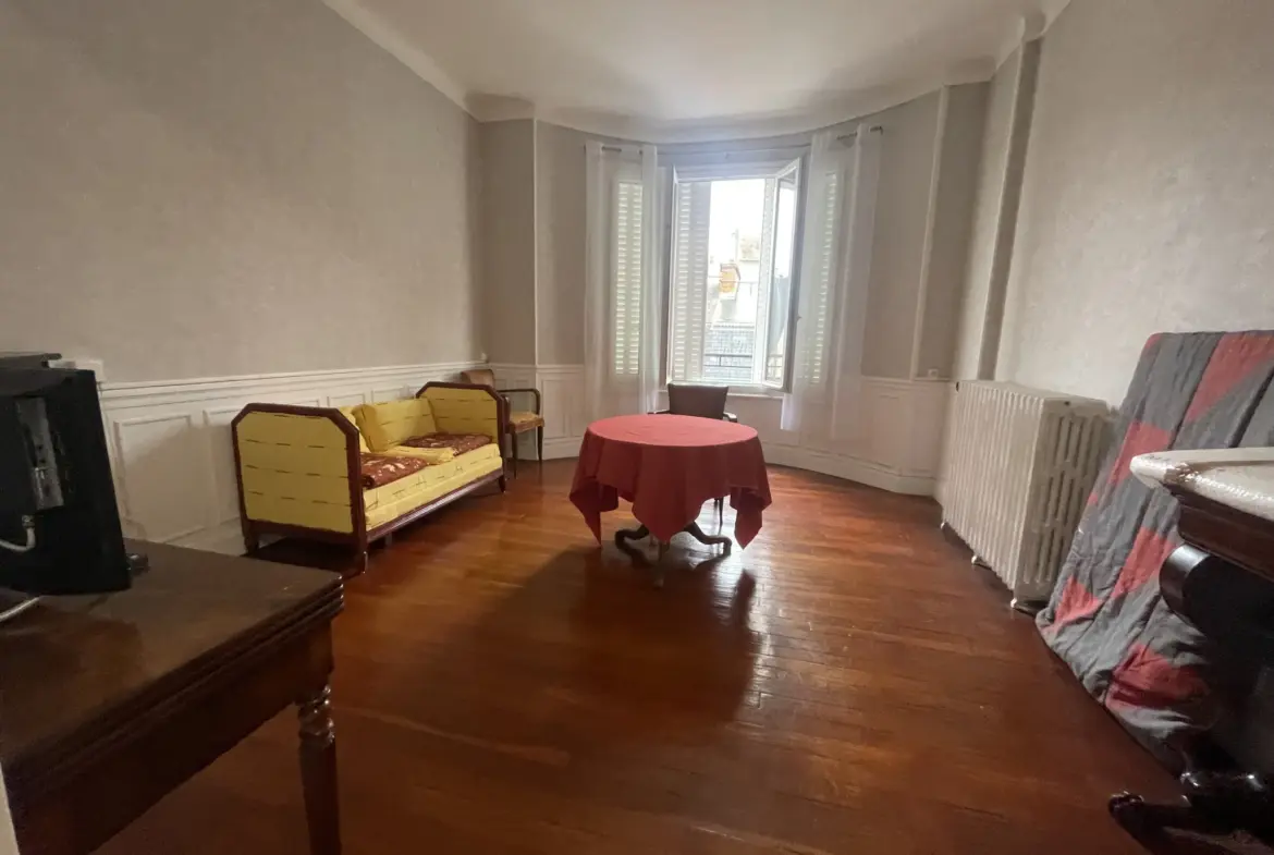 À vendre : Appartement T3 lumineux à Vichy, garage inclus 