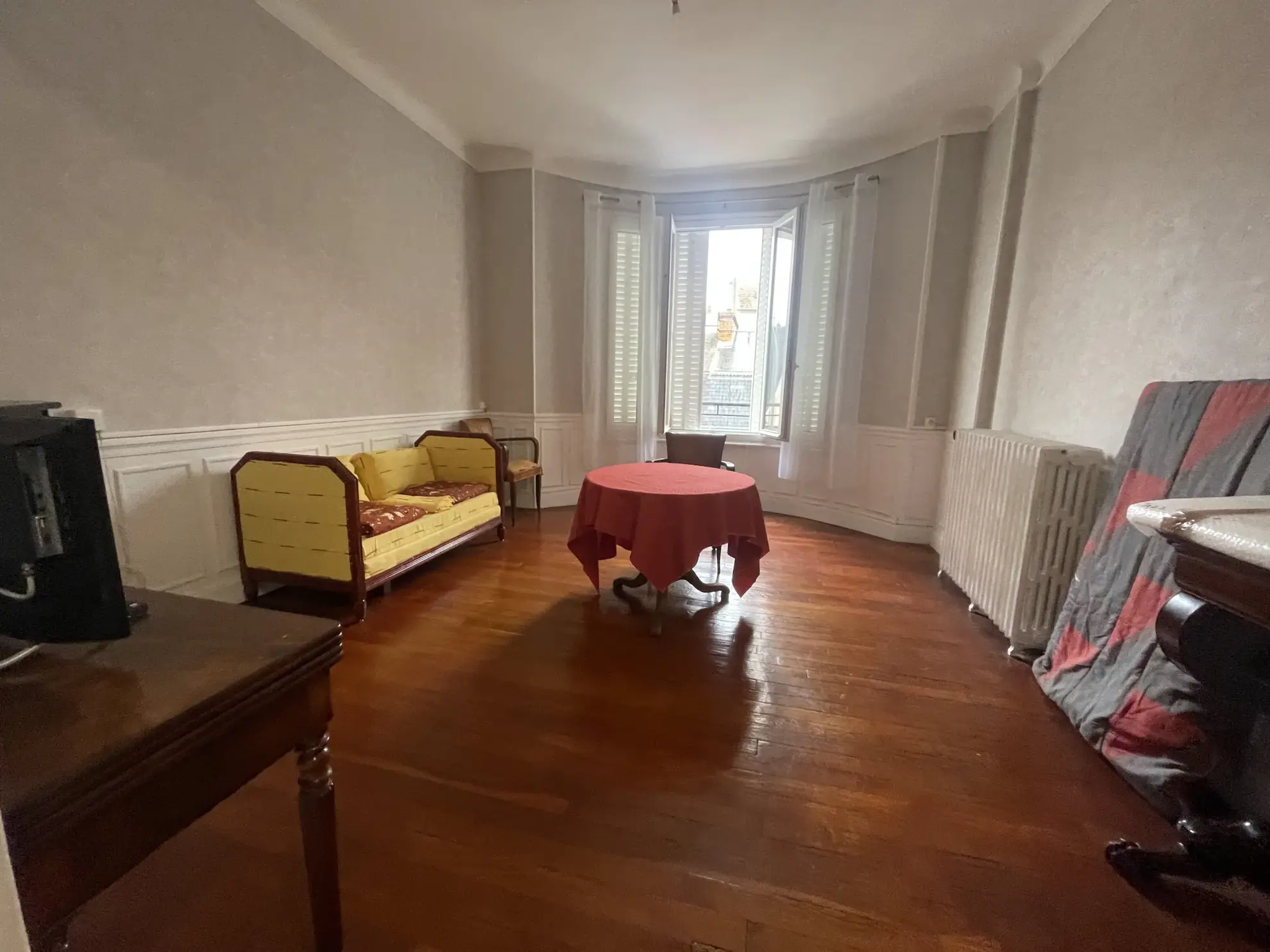 À vendre : Appartement T3 lumineux à Vichy, garage inclus 