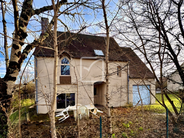 Maison de 95 m² avec 3 chambres à Montfaucon