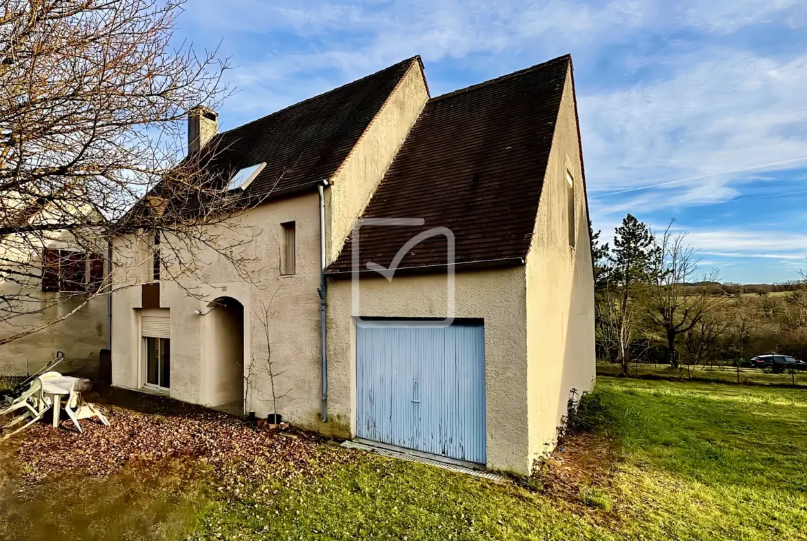 Maison de 95 m² avec 3 chambres à Montfaucon 