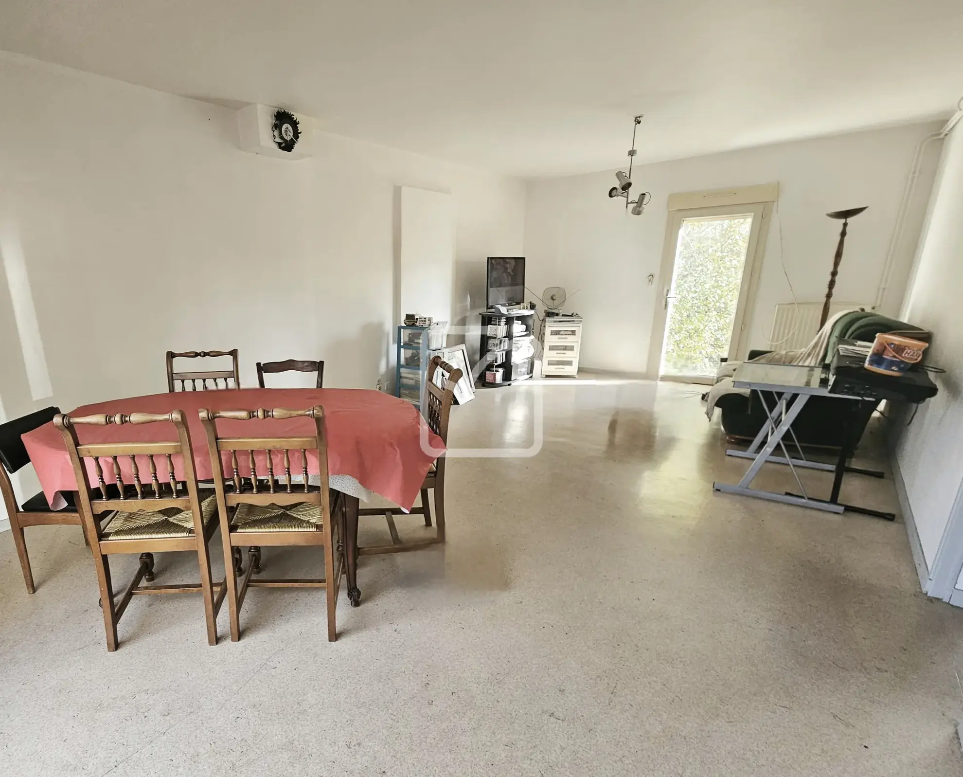 Maison de 95 m² avec 3 chambres à Montfaucon 