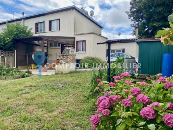 Maison à vendre à Corbeil-Essonnes - 70 m² avec jardin et garage