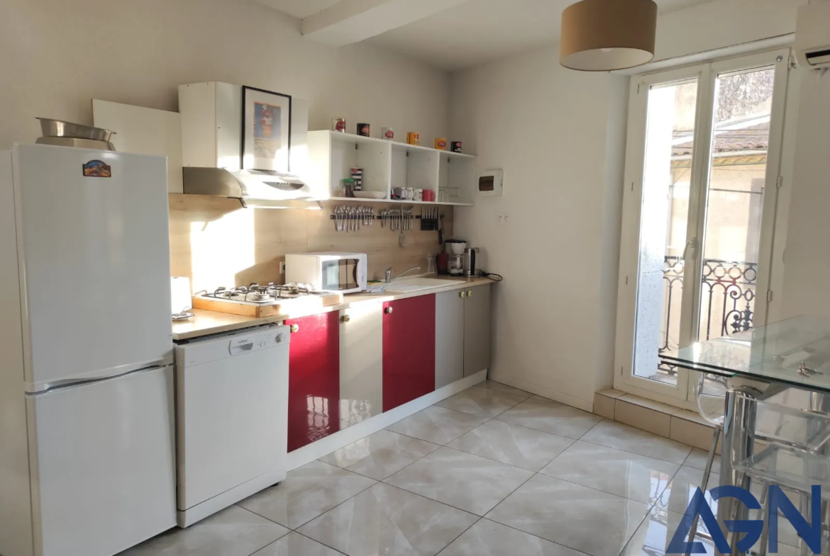 À vendre : Appartement T4 de 70,86 m² à Agde avec deux balcons 