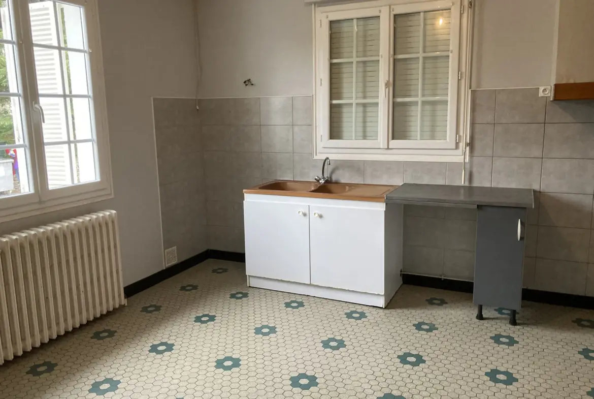 Maison Plain Pied à Argentat - 3 Chambres avec Jardin 