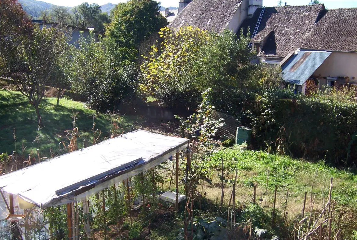 Maison Plain Pied à Argentat - 3 Chambres avec Jardin 