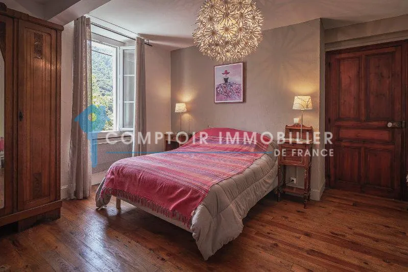 Maison rénovée à vendre à Boutx, 31440 - 139 m² avec terrain piscinable 