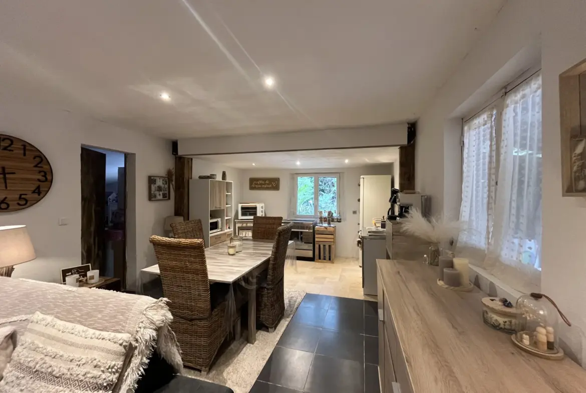 À vendre : Maison F3 à rénover avec grand potentiel à Vidauban 