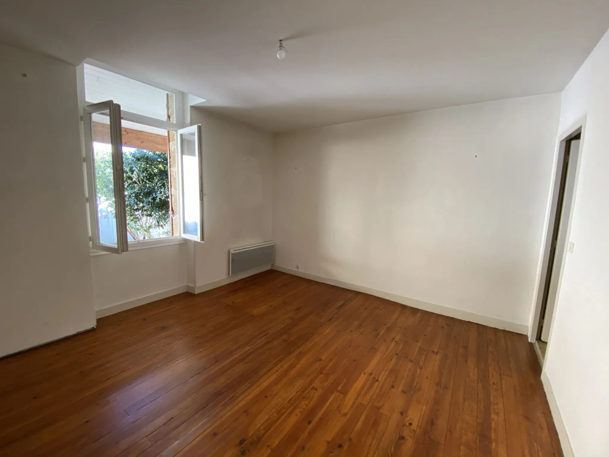 Maison avec cour à vendre à Langon - 51 m² 