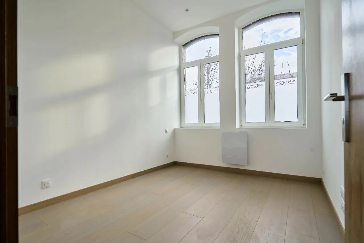 Bel appartement loft de 149 m2 à Roubaix avec terrasse de 90 m2 