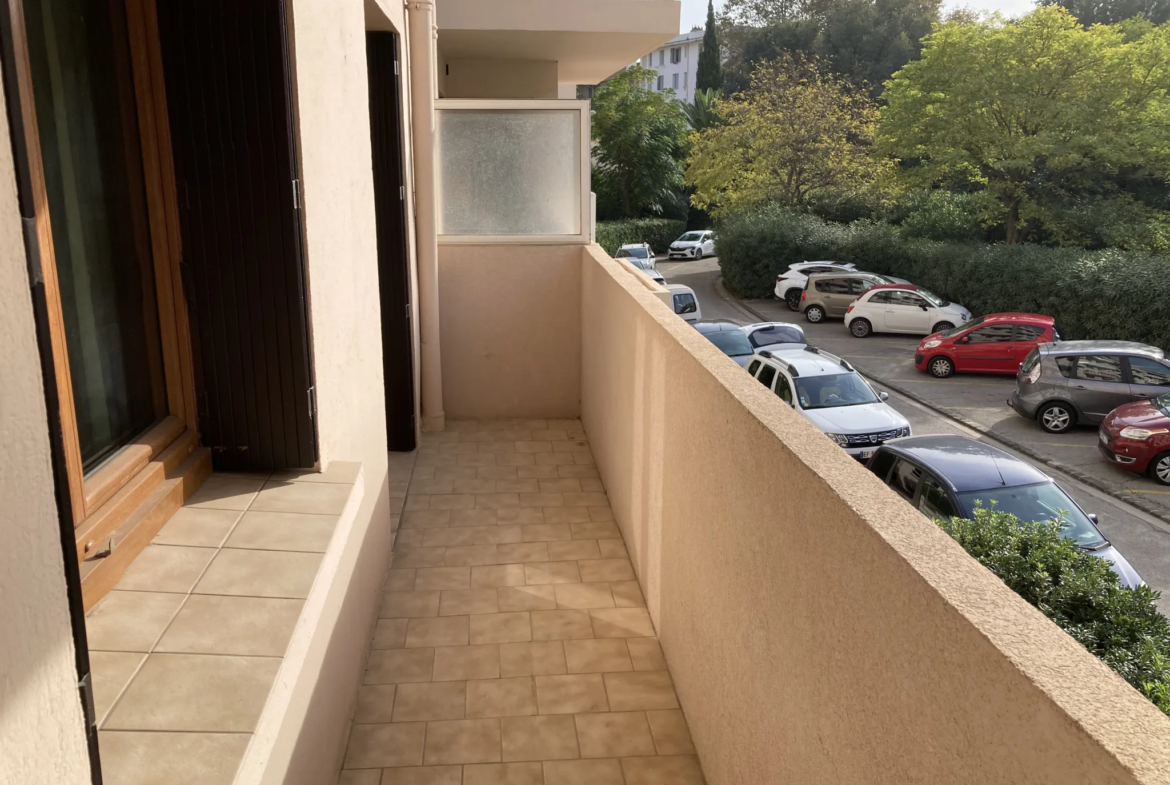 À vendre : Appartement F4 de 64m² à Toulon Ouest 