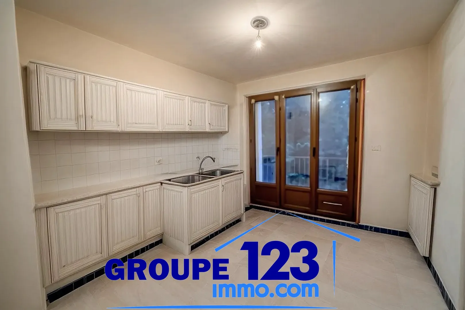 À vendre : Appartement 2 pièces de 51,72 m² à Auxerre 